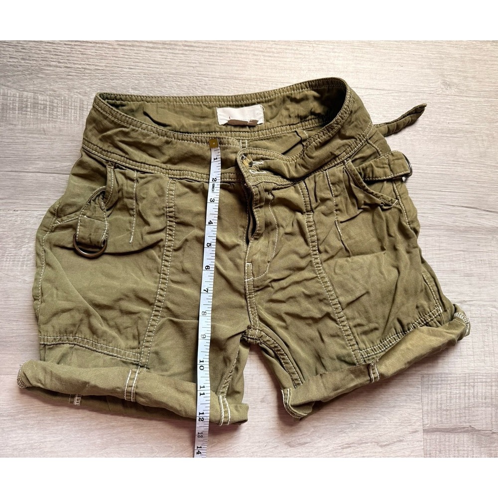 Women's green Anthropologie cargo shorts‎ size 0